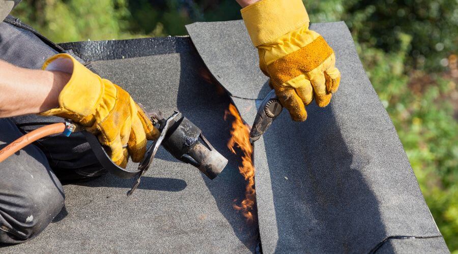 Expert Emergency Roof Repairs services in Hoffman, MN